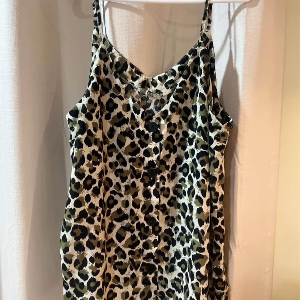 Main Strip Leopard Tank Top women’s Size XL